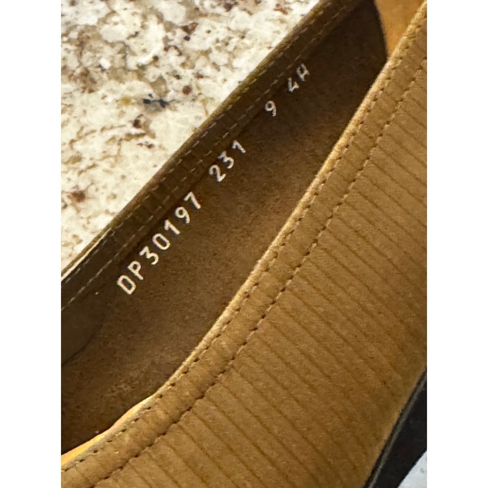 Salvatore Ferragamo Boutique Olive Green Ribbed Wedge Pumps DP30197 Italy 9 4A - Picture 7 of 8